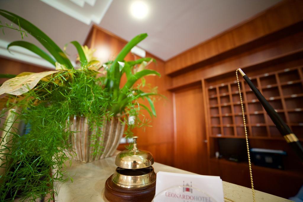 Leonardo Hotel Парма Екстериор снимка