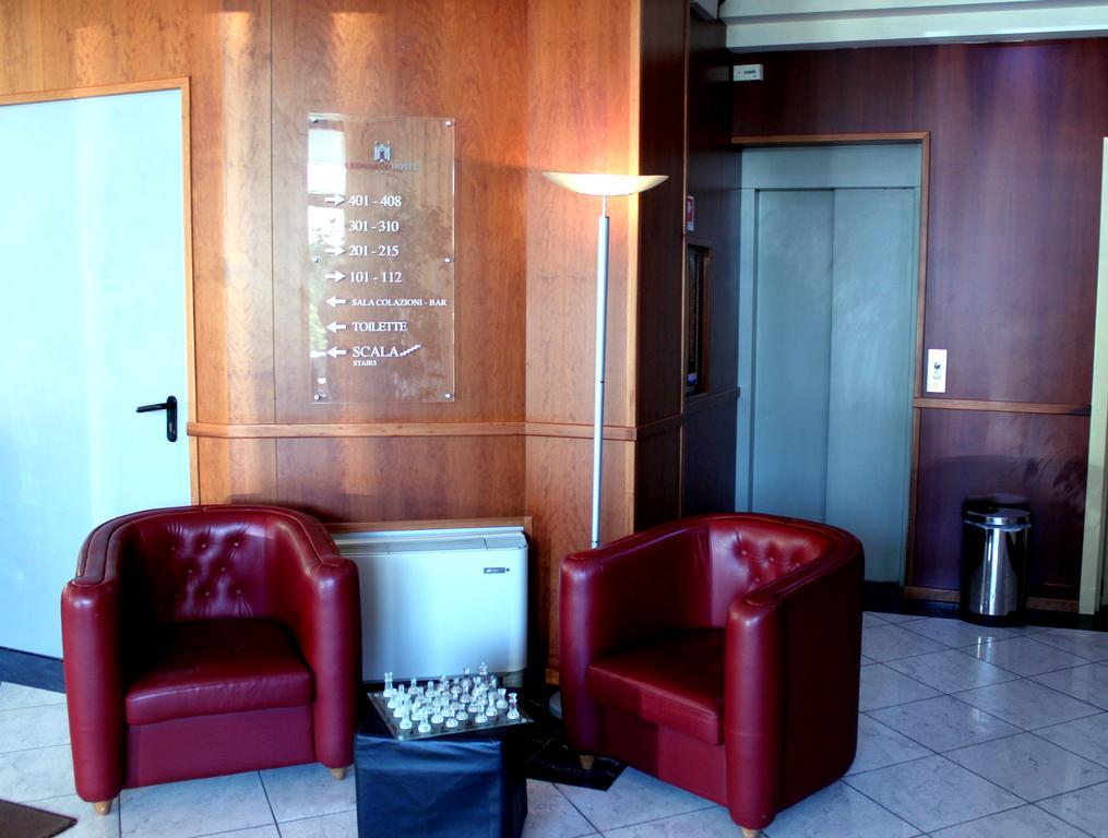 Leonardo Hotel Парма Екстериор снимка