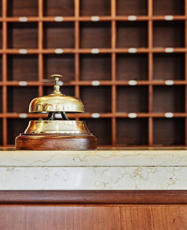 Leonardo Hotel Парма Екстериор снимка