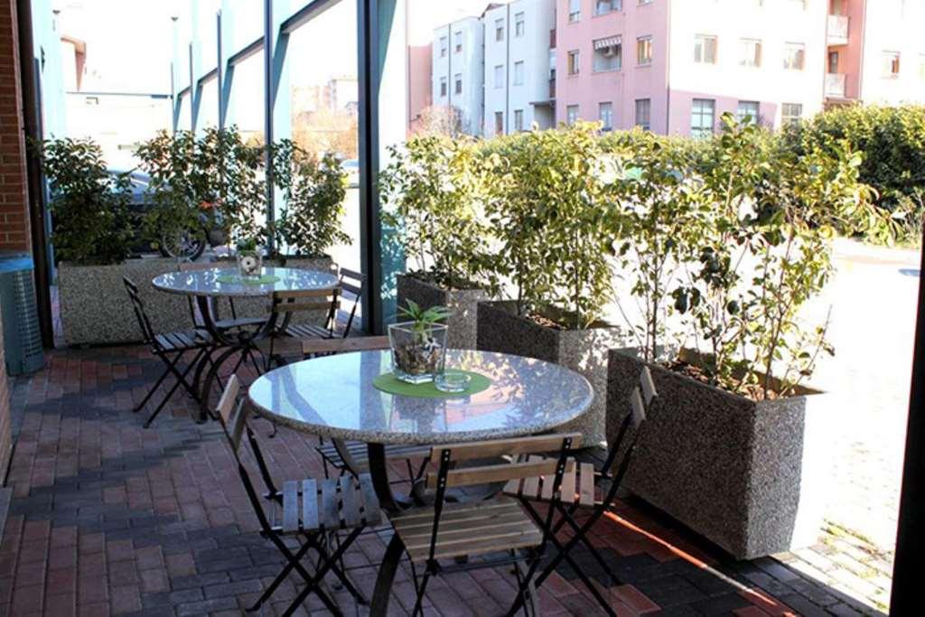Leonardo Hotel Парма Екстериор снимка