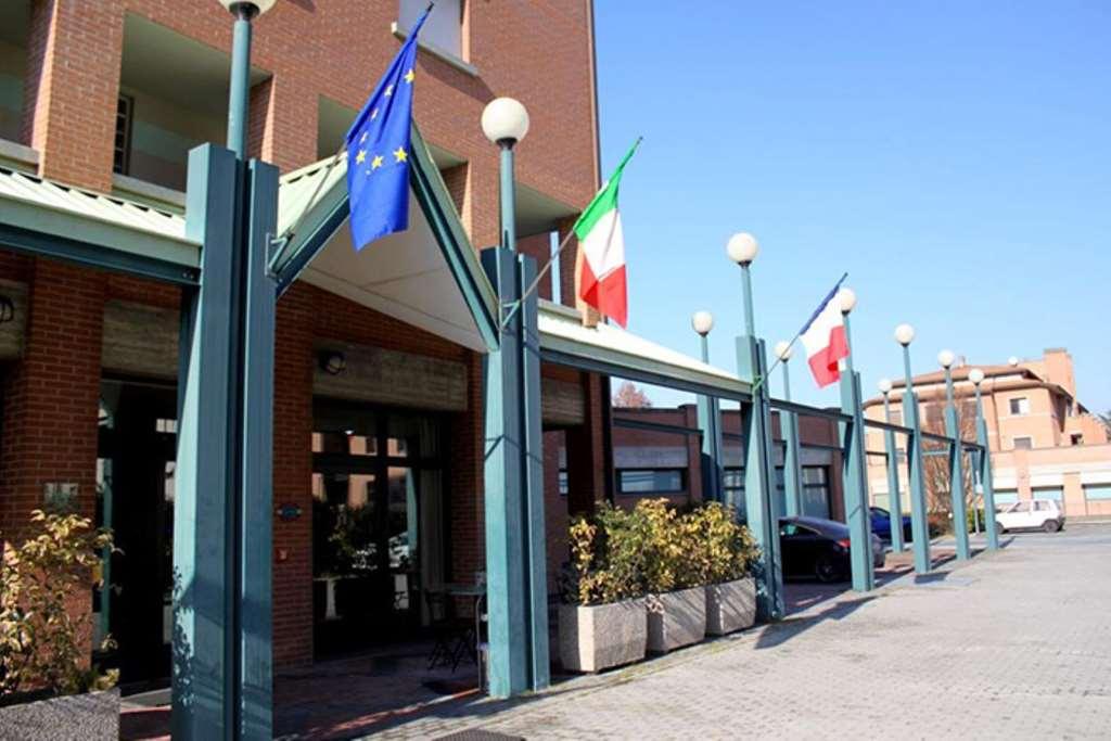 Leonardo Hotel Парма Екстериор снимка